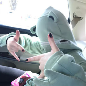 Meet your Posher, Eavan